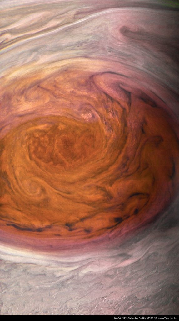 grande-tache-rouge-jupiter-5 grande-tache-rouge-jupiter-5