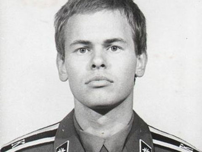 Eugene Kaspersky, jeune élève de la Haute École du KGB, archive personnelle