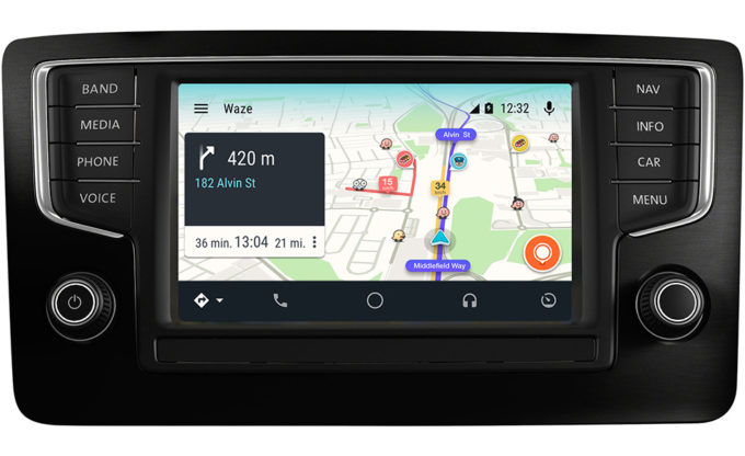 Waze dans Android Auto. // Source : Waze Waze dans Android Auto. // Source : Waze
