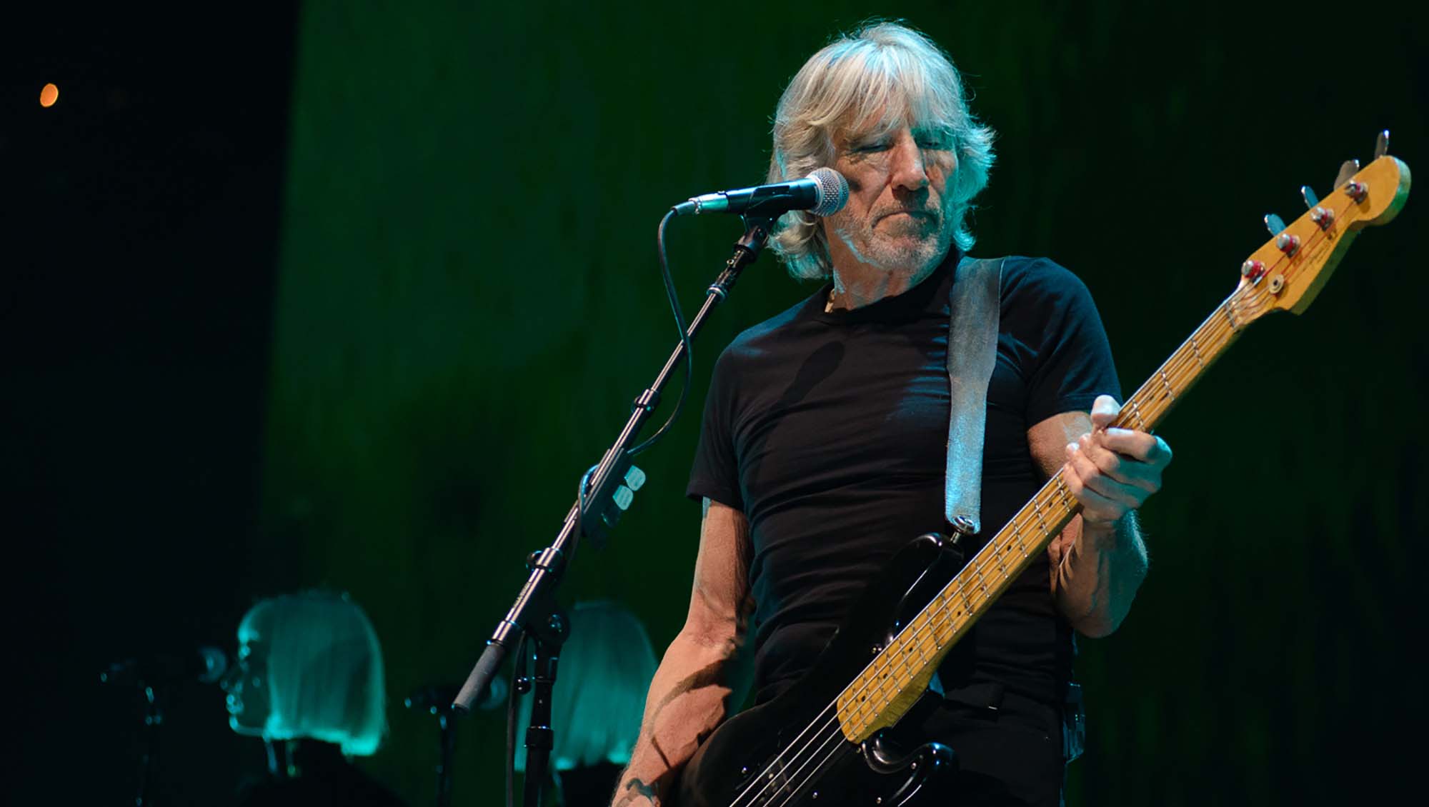 roger-waters roger-waters