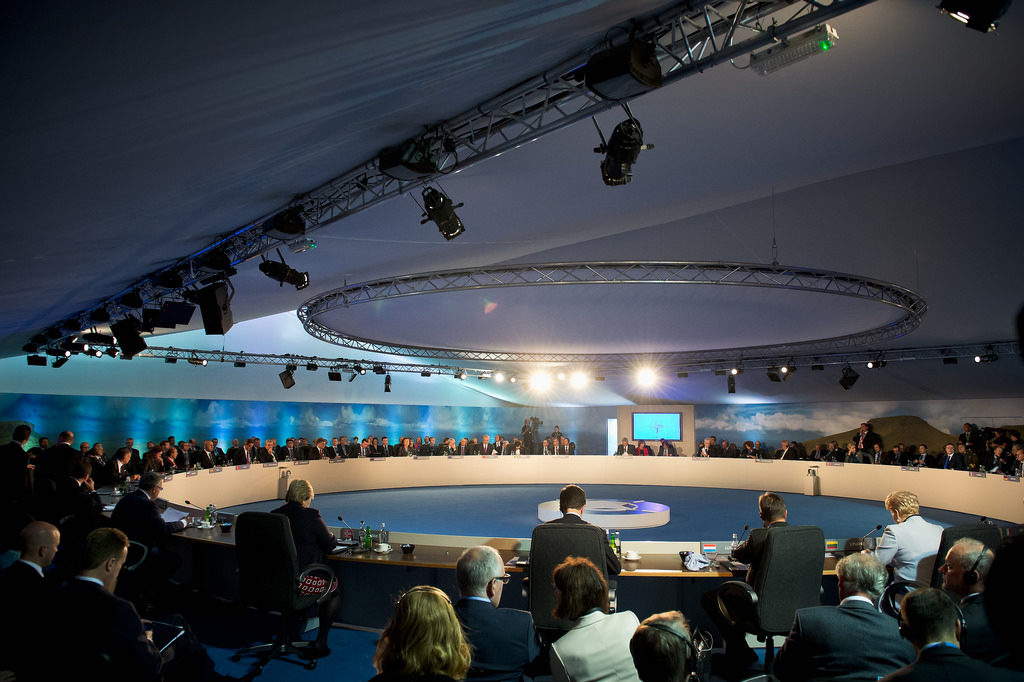 Sommet de l'OTAN en Ukraine, avec D. Cameron (Royaume-Uni) et P. Porochenko, 2014 / CC. Number 10