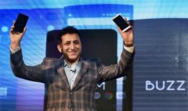 Sharad Mehrotra au lancement des Hyve Storm et Hyve Buzz. Sharad Mehrotra au lancement des Hyve Storm et Hyve Buzz.
