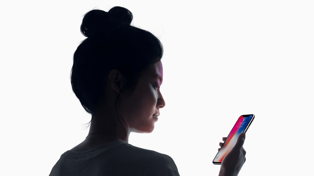 Apple Face ID // Source : Apple