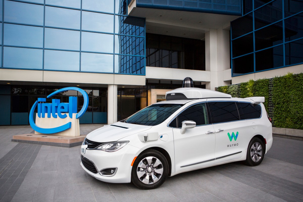 Waymo’s self-driving Chrysler Pacifica hybrid minivans feature Intel-based technologies for sensor processing, general compute and connectivity, enabling real-time decisions for full autonomy in city conditions. (Credit: Intel Corporation)