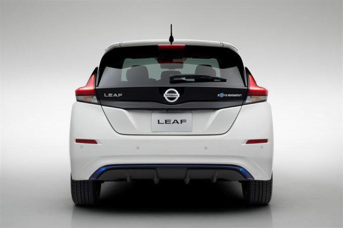 Nissan Leaf, voiture pionnière de l'électrique chez Renault-PSA Nissan Leaf, voiture pionnière de l'électrique chez Renault-PSA