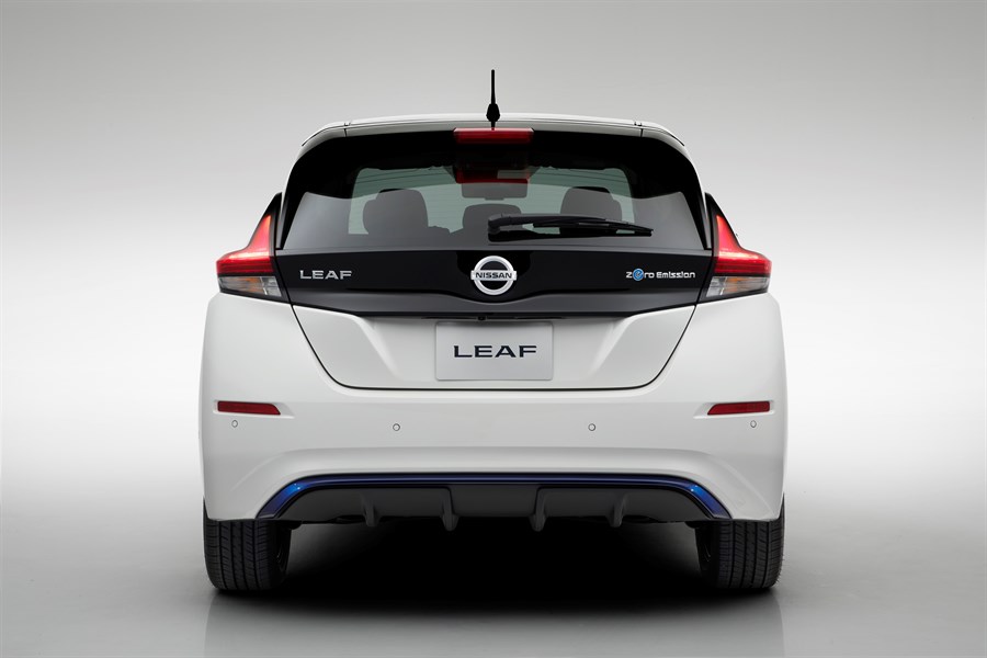 Nissan Leaf, voiture pionnière de l'électrique chez Renault-PSA Nissan Leaf, voiture pionnière de l'électrique chez Renault-PSA