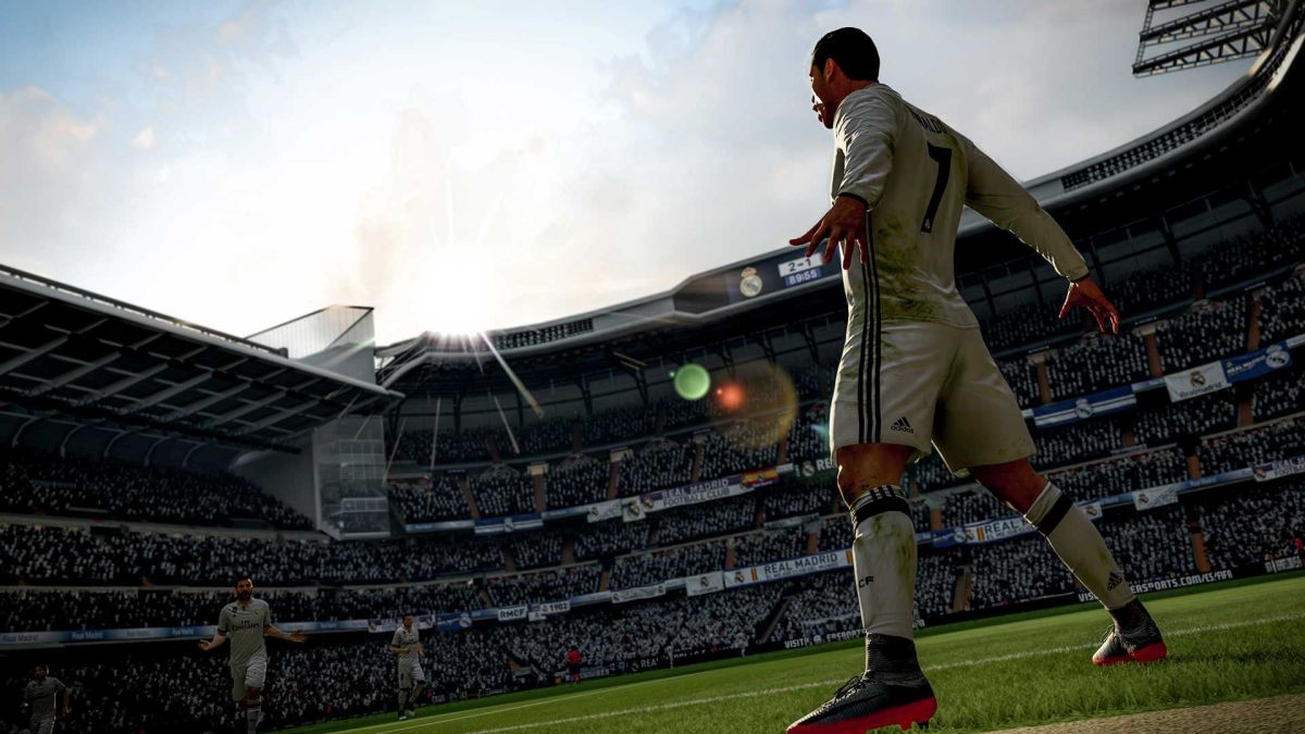 fifa18_pdp_screenshot_ronaldo_back_en_ww_v1