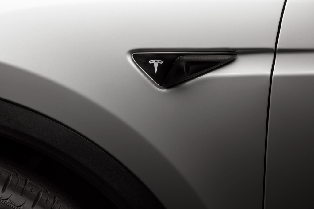 Tesla Motors / Alexis Georgeson