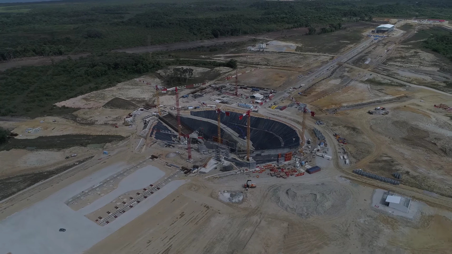 Kourou, le Centre Spatial Guyanais.