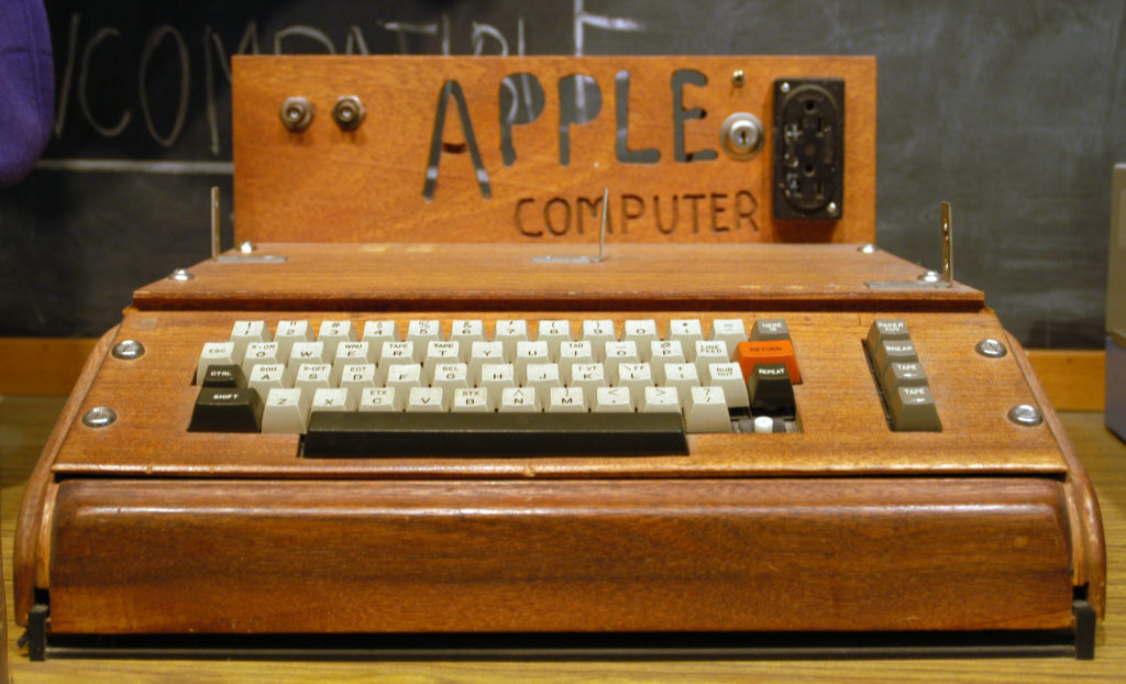 Apple a fait des progrès en design depuis. CC Ed Uthman
