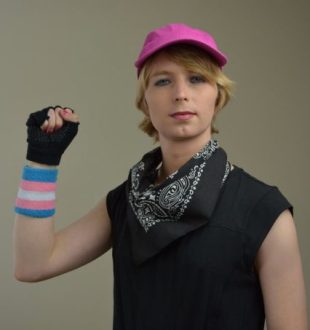 chelsea-manning-fist-2100