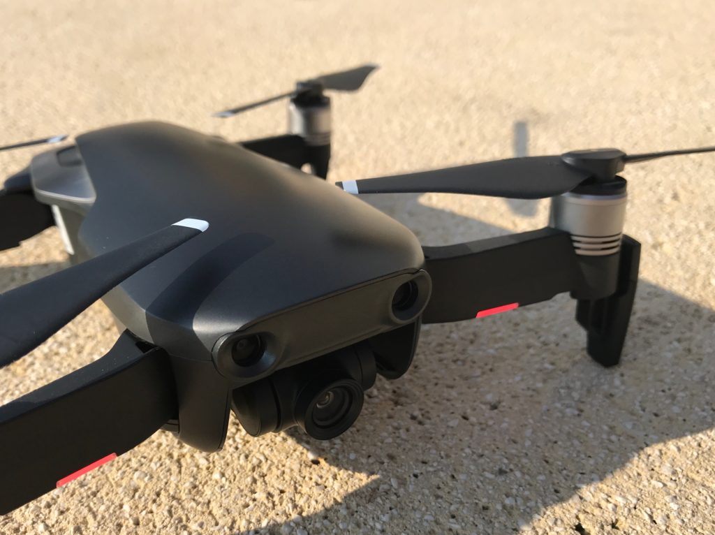 Un drone DJI. // Source : Numerama Un drone DJI. // Source : Numerama