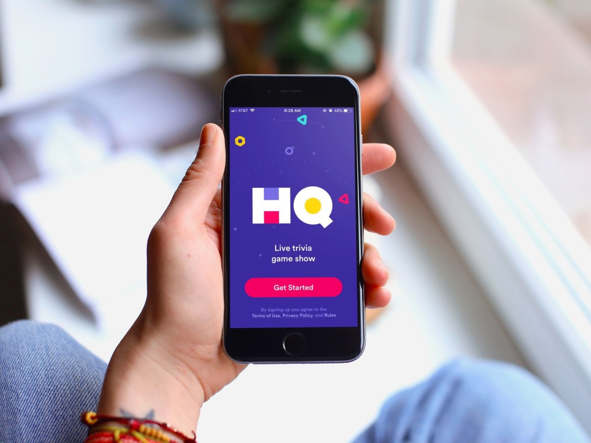 hq-trivia-hero