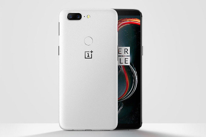 the-oneplus-5t-sandstone-white