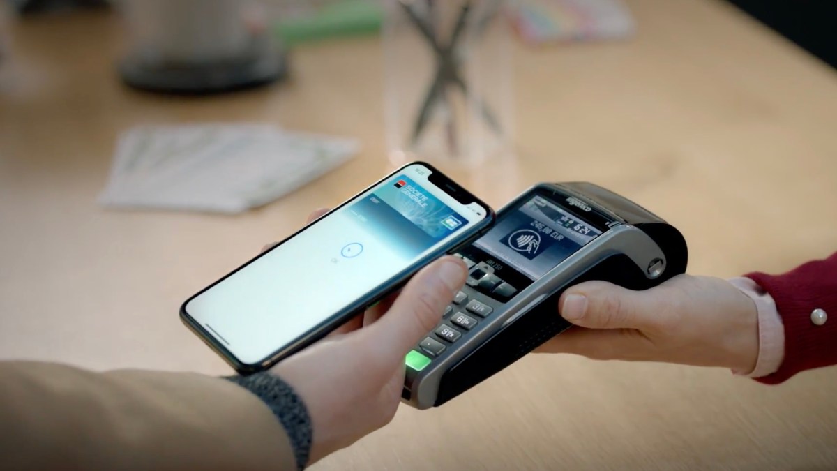 À son lancement Apple Pay comptait la Banque Populaire et la Société Générale dans ses partenaires // Source : Apple