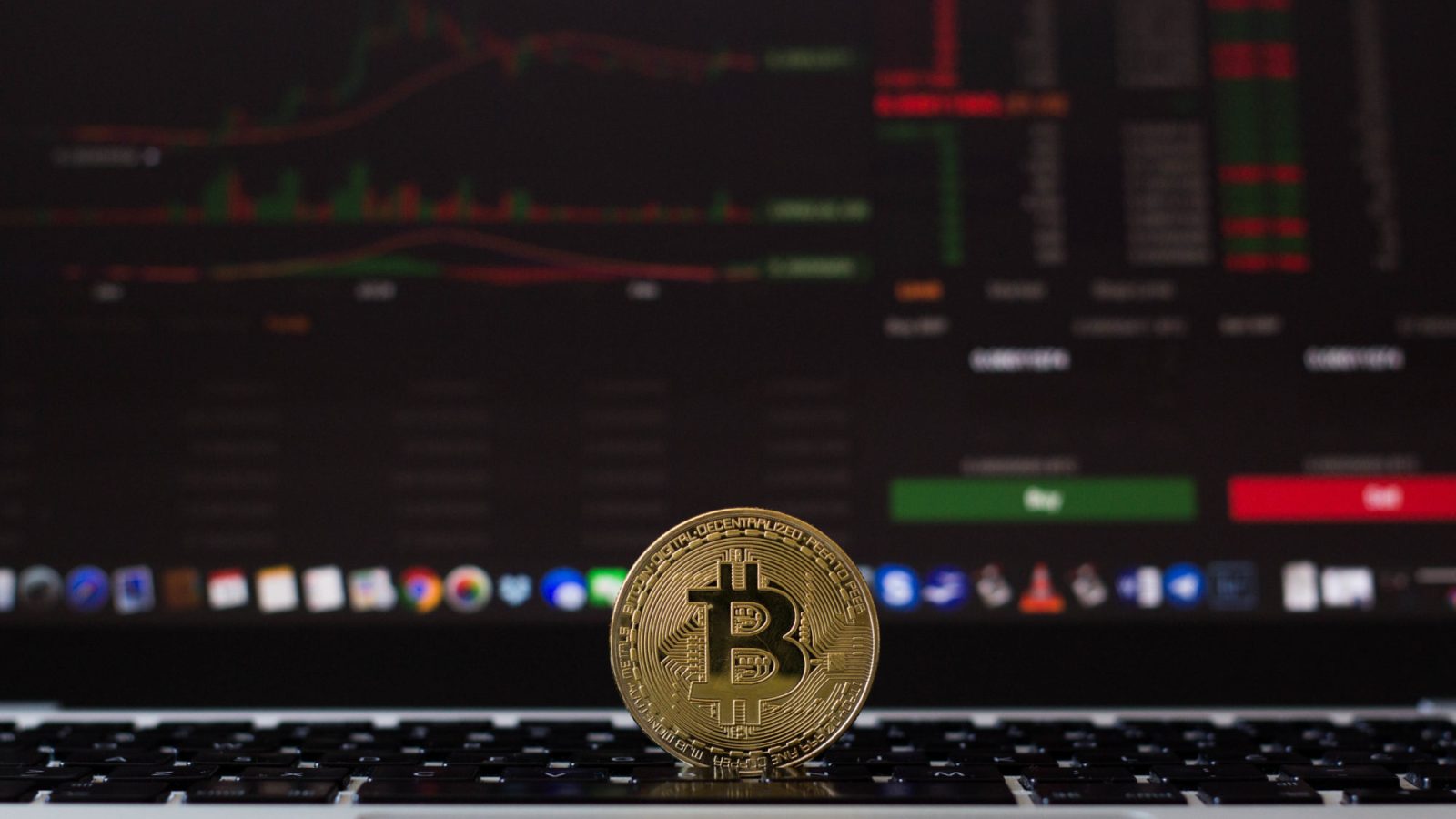 Bitcoin, fraude et blanchiment : un film sur les cryptomonnaies est en  tournage à Hollywood - Numerama