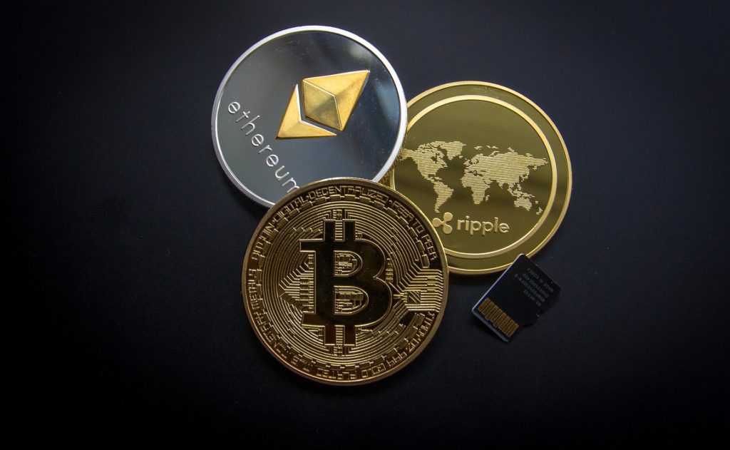 cryptomonnaies-bitcoin-ethereum-ripple