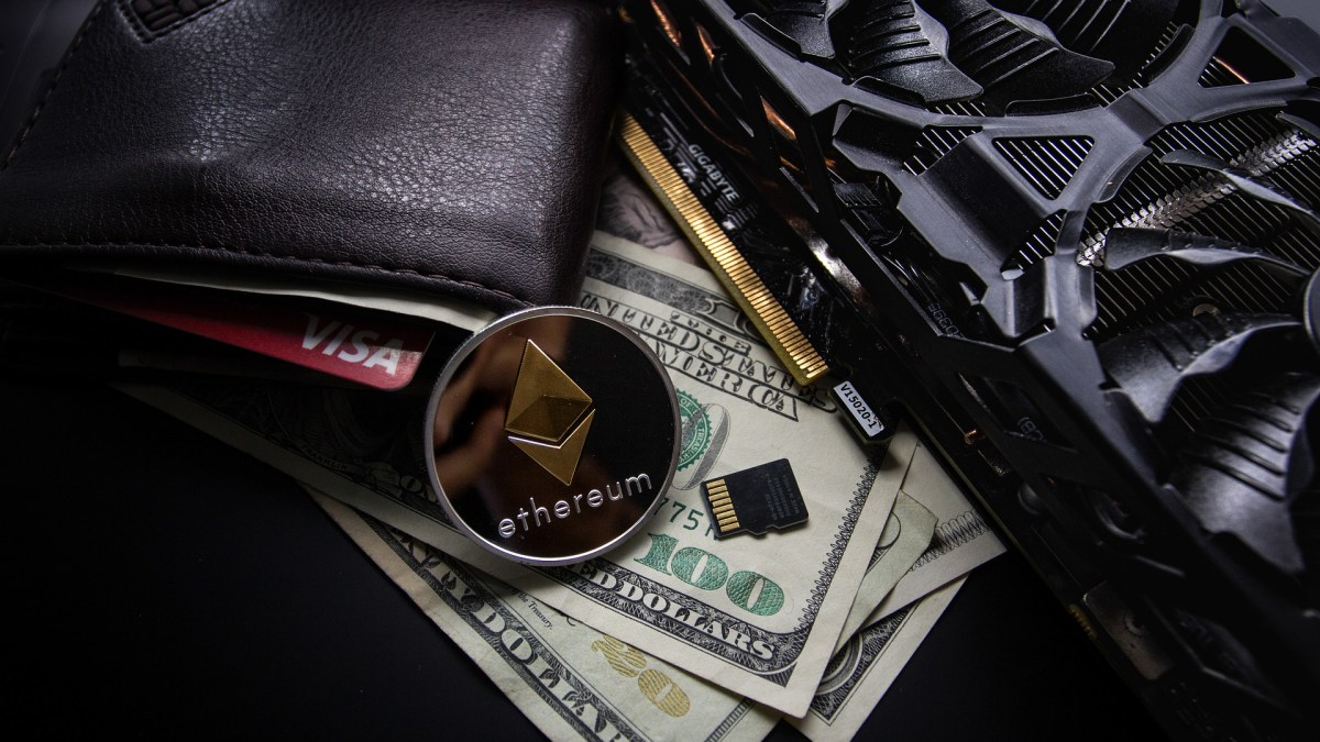 ethereum-cryptomonnaie-paiement-banque-billet-dollar