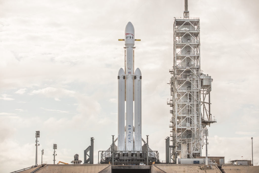 Le Falcon Heavy. // Source : SpaceX Le Falcon Heavy. // Source : SpaceX