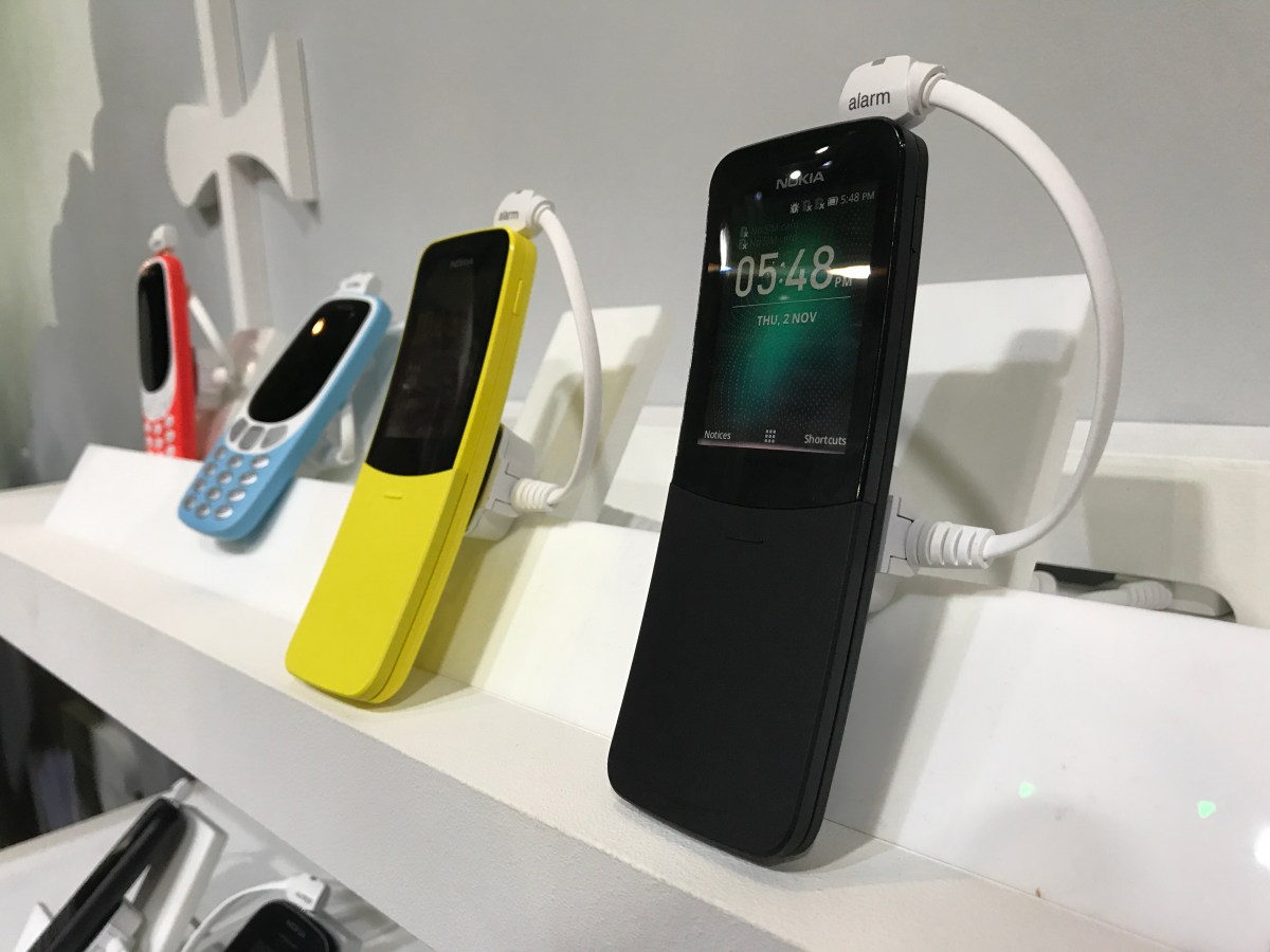 nokia 8110 3310 mwc