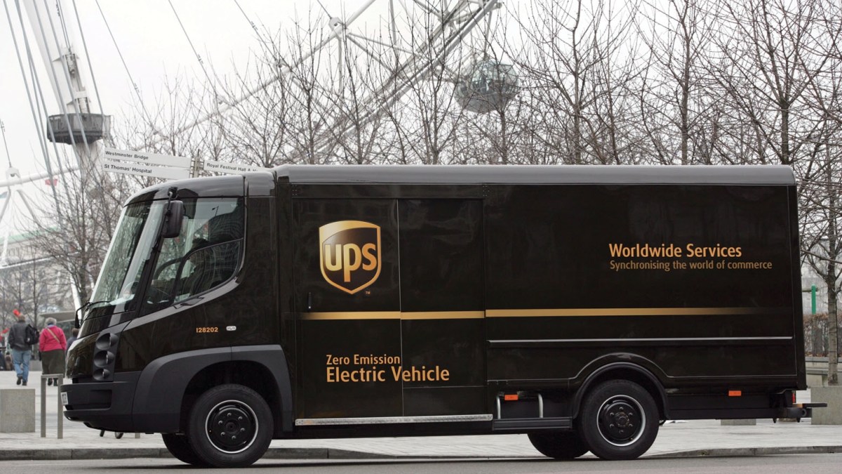 UPS camion électrique