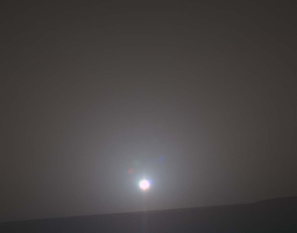Opportunity a photographié l'aube de son 4999e sol sur Mars, le 15 février 2018. NASA/JPL-Caltech/Cornell/Arizona State Univ./Texas A&M