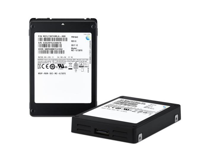 samsung-30-72tb-ssd_02_main_1