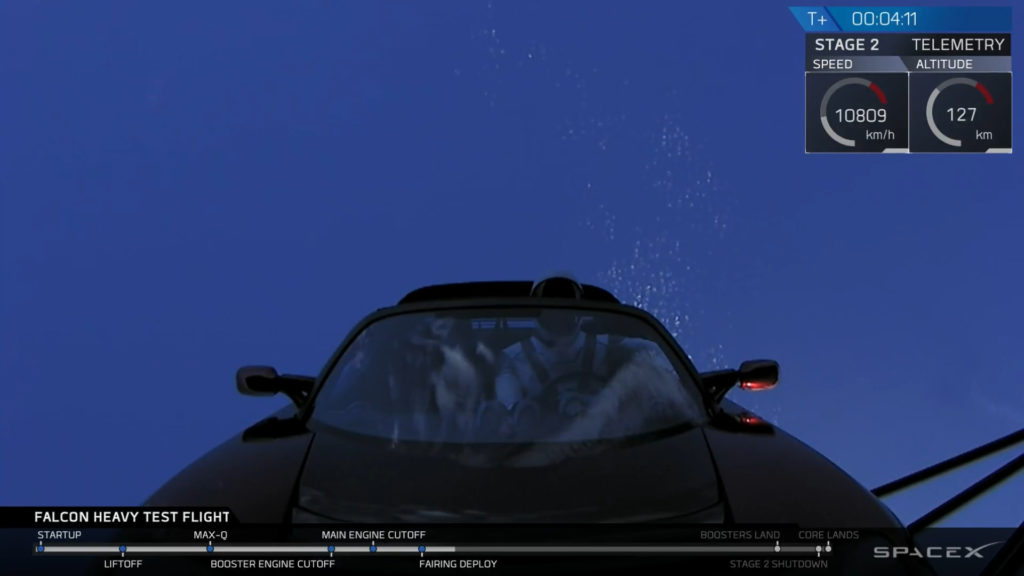 starman-dans-sa-voiture starman-dans-sa-voiture