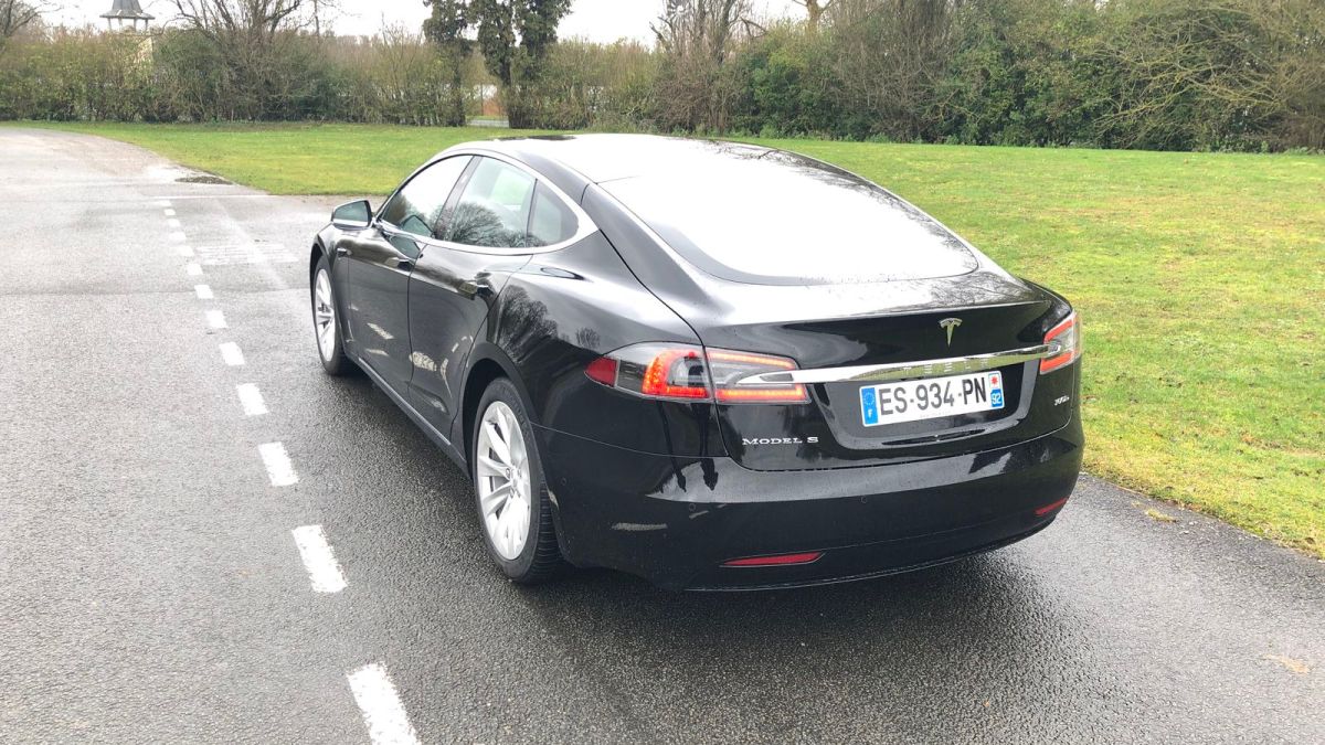 tesla-model-s-05