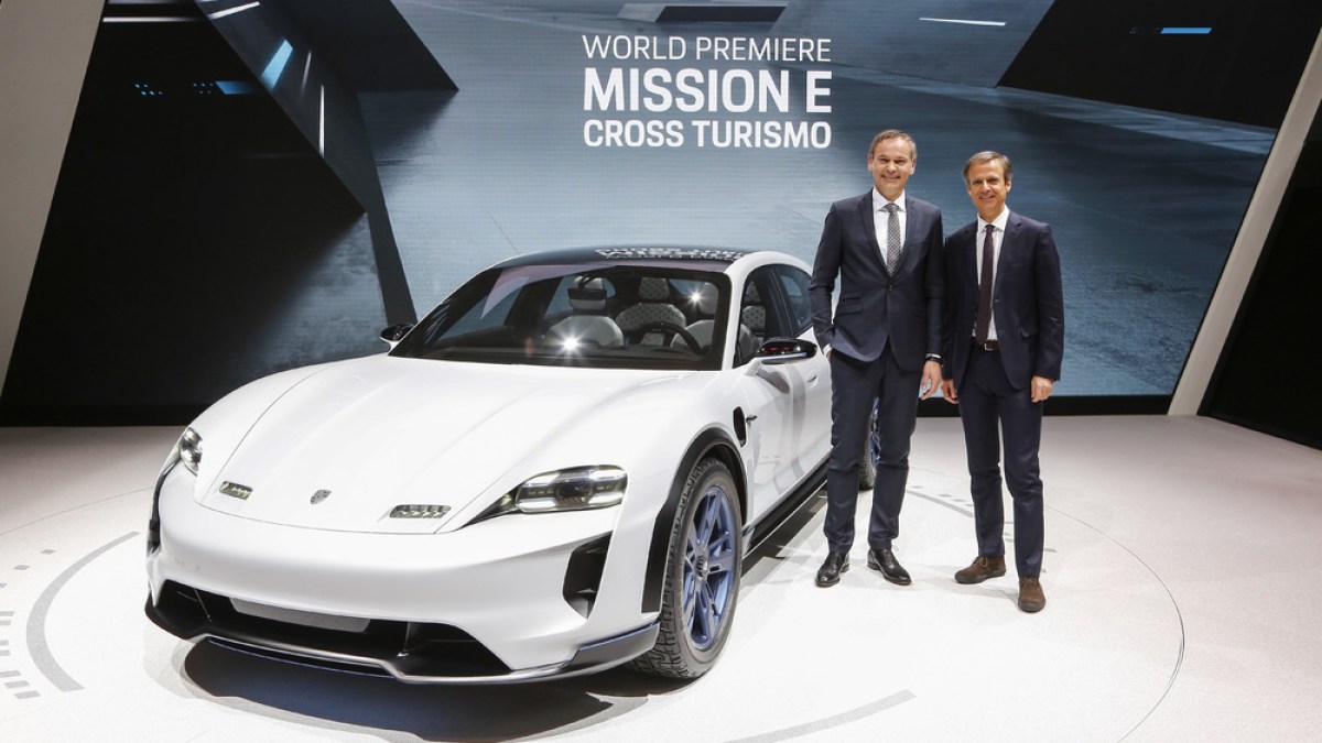 Porsche Mission E Cross Turismo