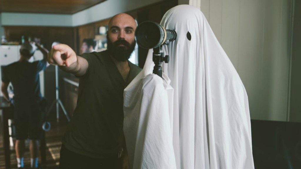 slider inside-ghost-story-movie-casey-affleck-7d3b27c2-49fc-4658-95a4-6da15ff563da slider inside-ghost-story-movie-casey-affleck-7d3b27c2-49fc-4658-95a4-6da15ff563da