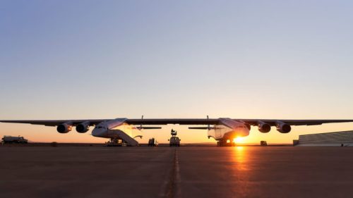 L'avion de Stratolaunch. // Source : Stratolaunch Systems Corp