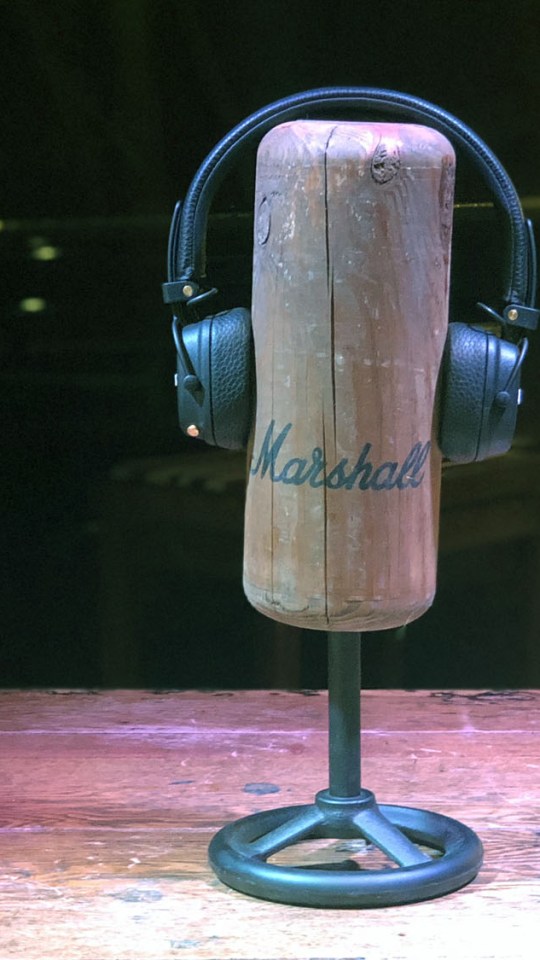 Test du Marshall Monitor II A.N.C. : un casque qui joue dans la cour des  grands - Numerama