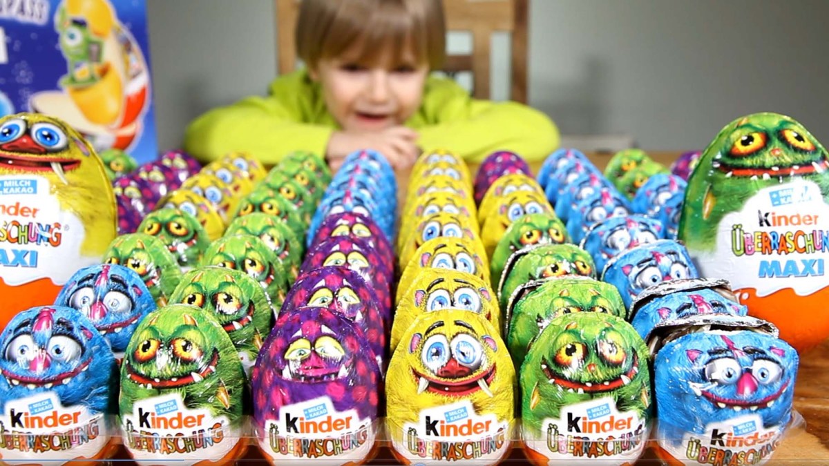 Des kinders à déballer ! // Source : Kids Toys Channel USA