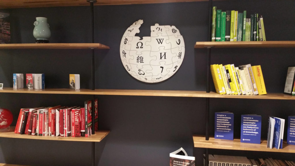 wiki_hq wiki_hq