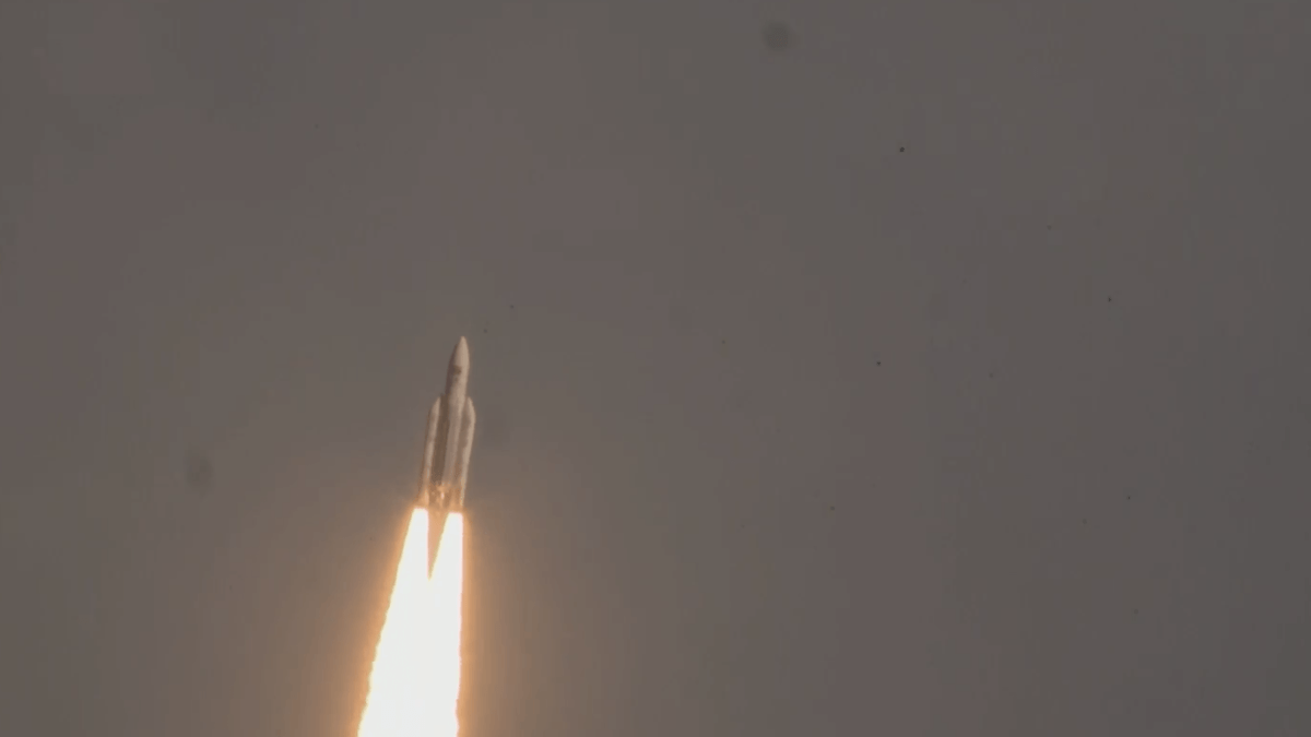 Ariane 5 en plein vol