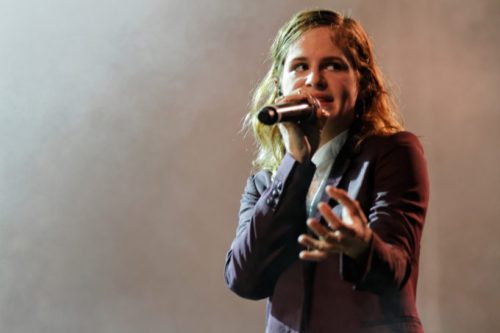 Christine and the Queens // Source : Wikimedia/CC/Thesupermat