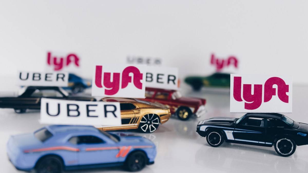 Uber vs Lyft // Source : Stock Catalog