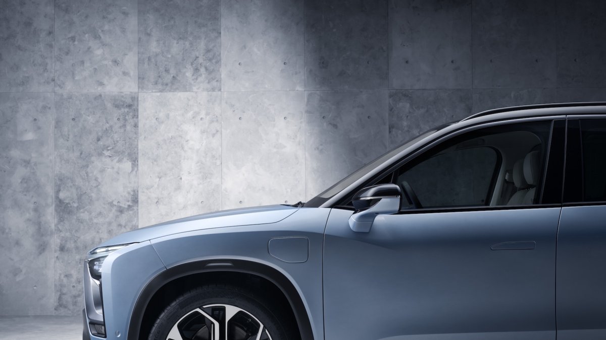 NIO ES8 // Source : NIO