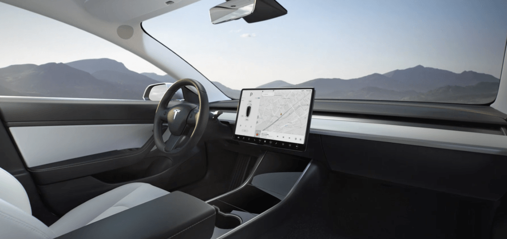 Tesla Model 3 intérieur // Source : Tesla Tesla Model 3 intérieur // Source : Tesla