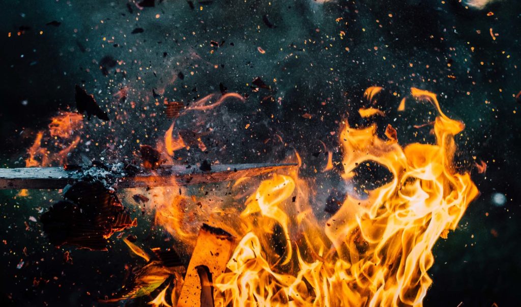 explosion incendie flammes feu