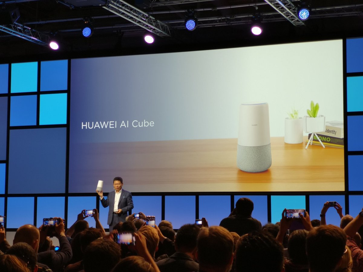 Huawei AI Cube