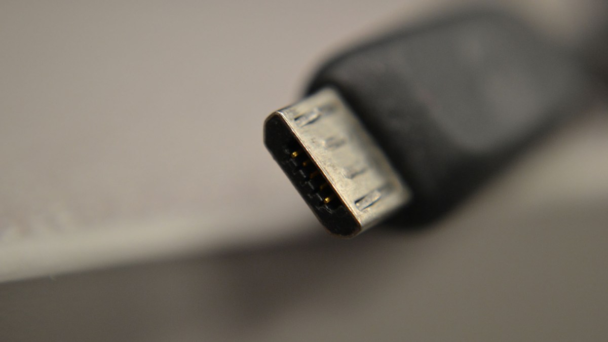 Un connecteur micro-USB. // Source : Brad Wilmot