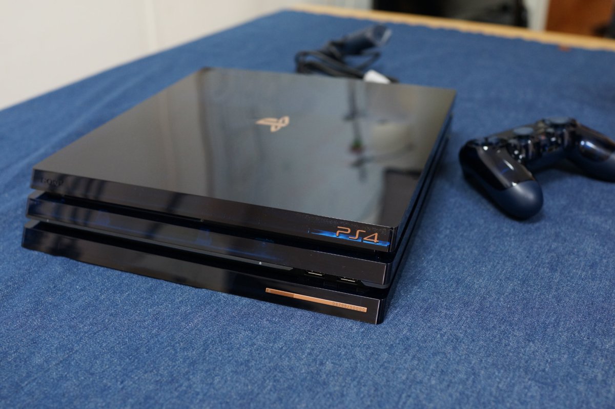 Sony PS4 Pro 500 Millions // Source : Ulrich Rozier pour Numerama