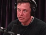 Elon Musk dans un podcast filmé, diffusé le 7 septembre 2018 // Source : YouTube/PowerfulJRE