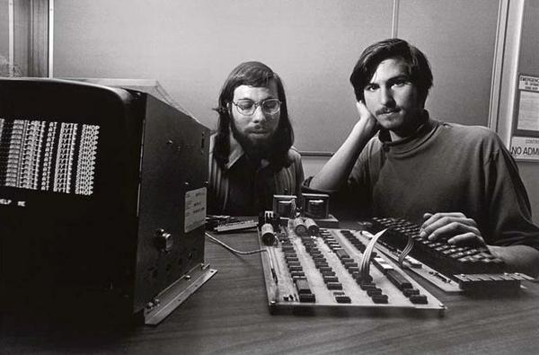 Steve Wozniak et Steve Jobs