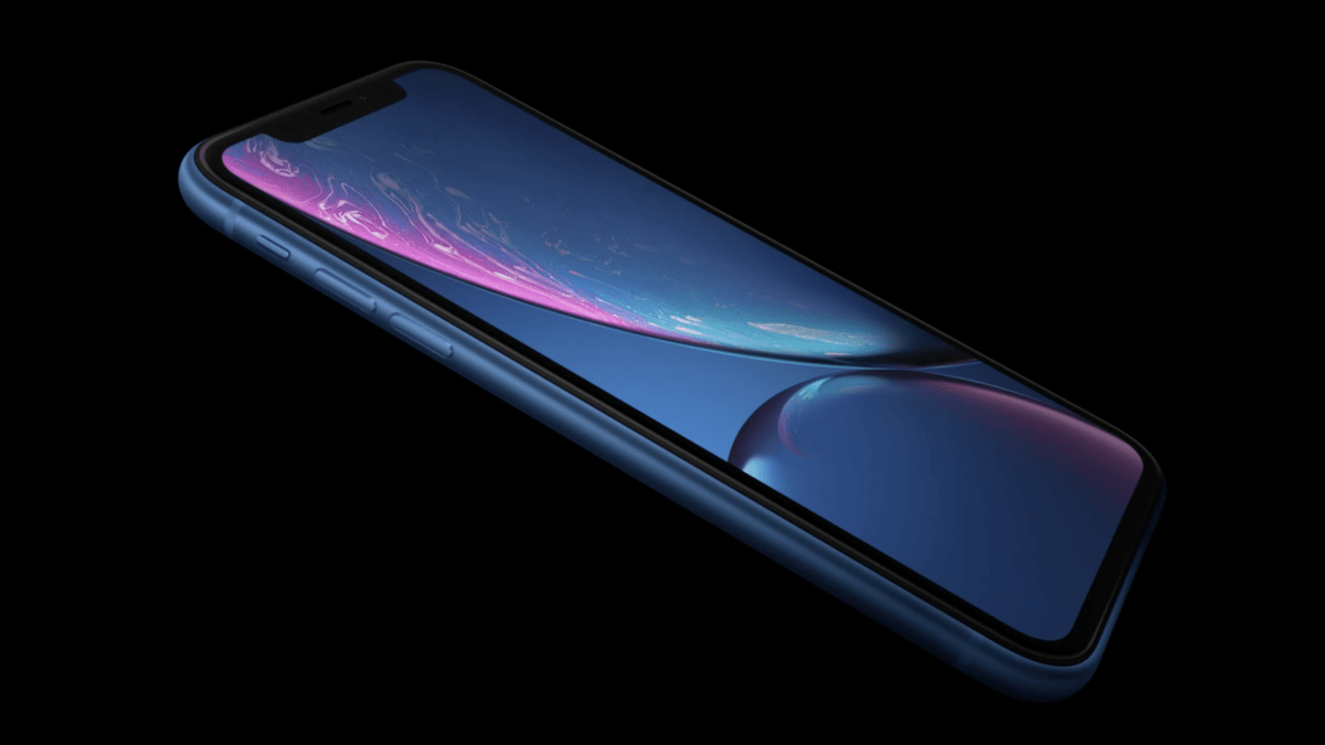 L'iPhone Xr en bleu // Source : Apple