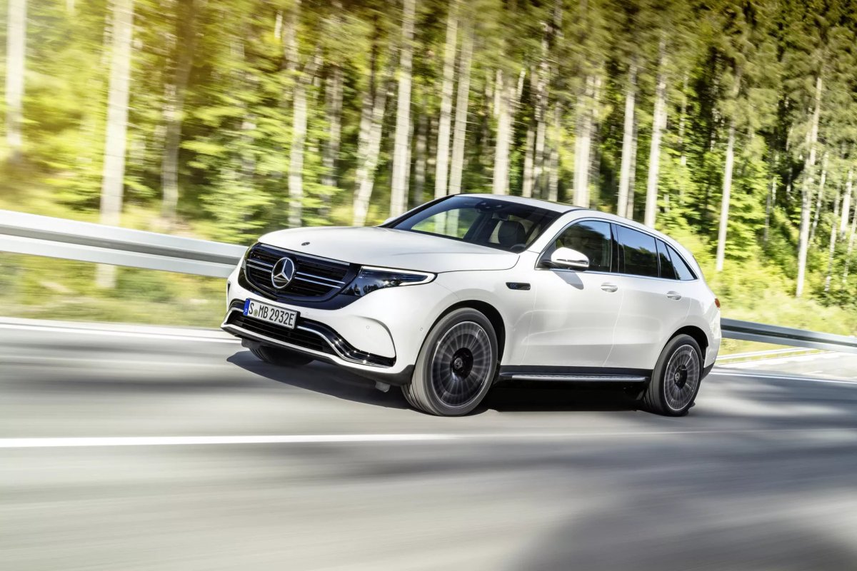 Mercedes-Benz EQC // Source : Mercedes-Benz