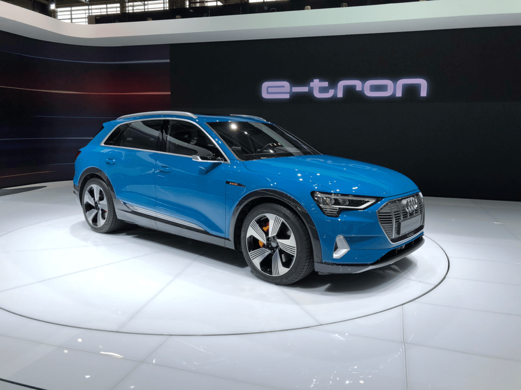 Audi e-tron 55 quattro Audi e-tron 55 quattro