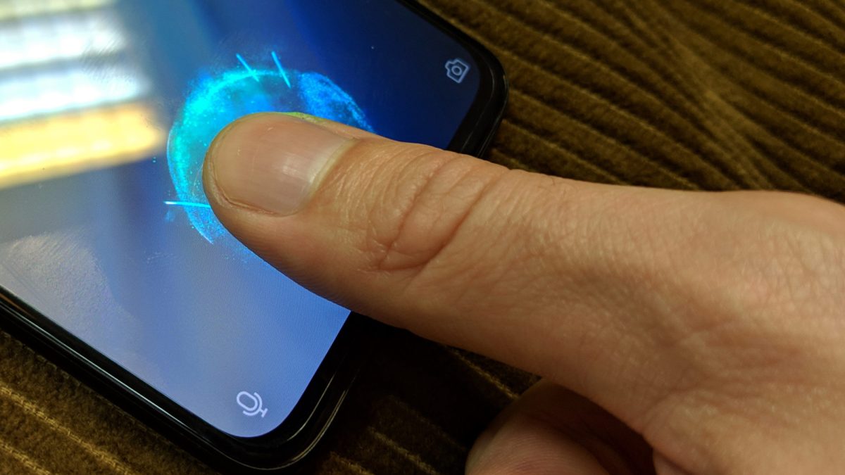 Le capteur d'empreinte sous l'écran du OnePlus 6T.